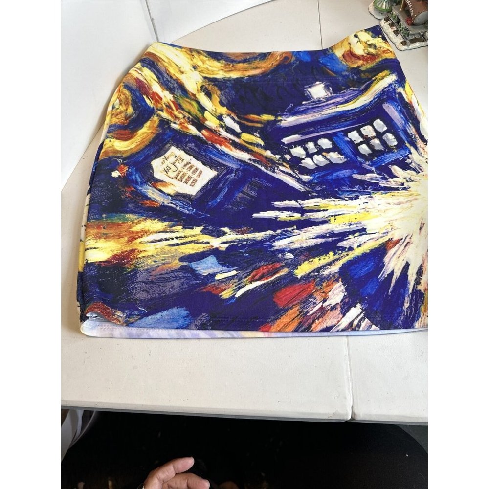 DR WHO x HER UNIVERSE Skirt Womens Size M Expoding Tardis Art Stretch Mini